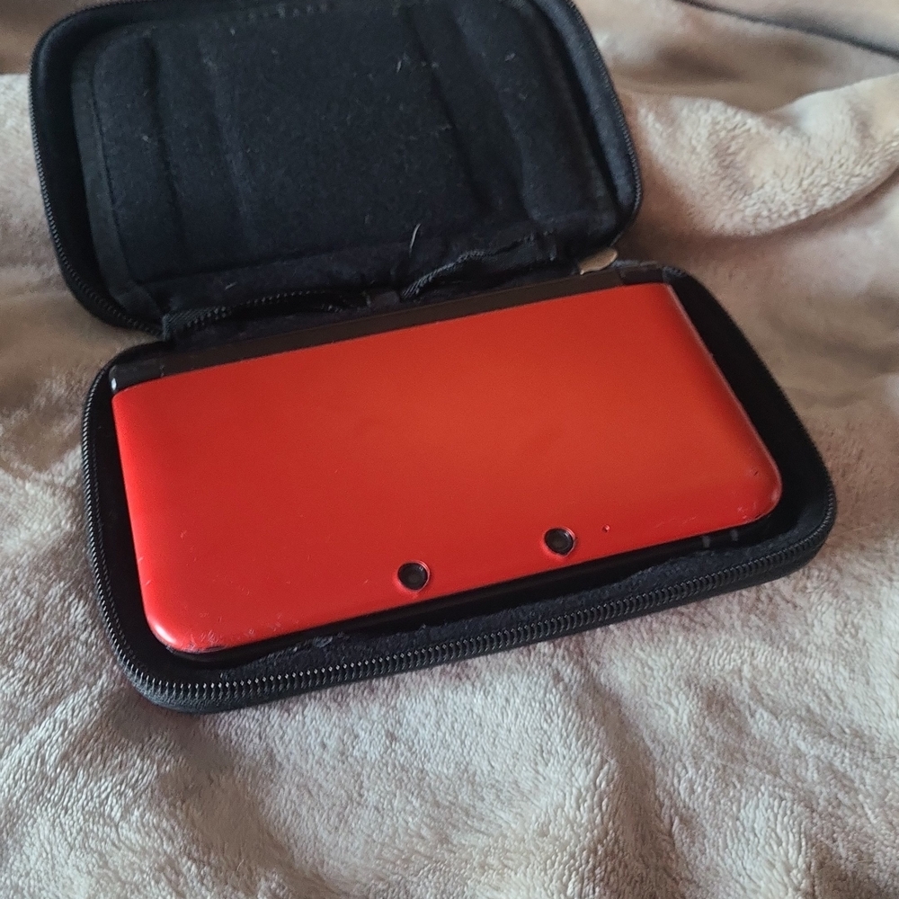 Nintendo Red Handheld Console 3DS XL